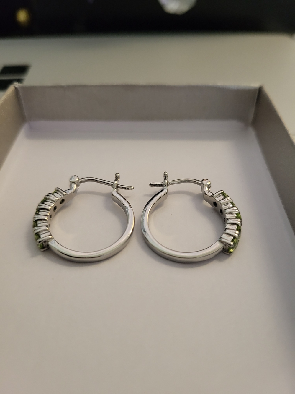 EverTrue Hebei Peridot Hoop Earrings NWT